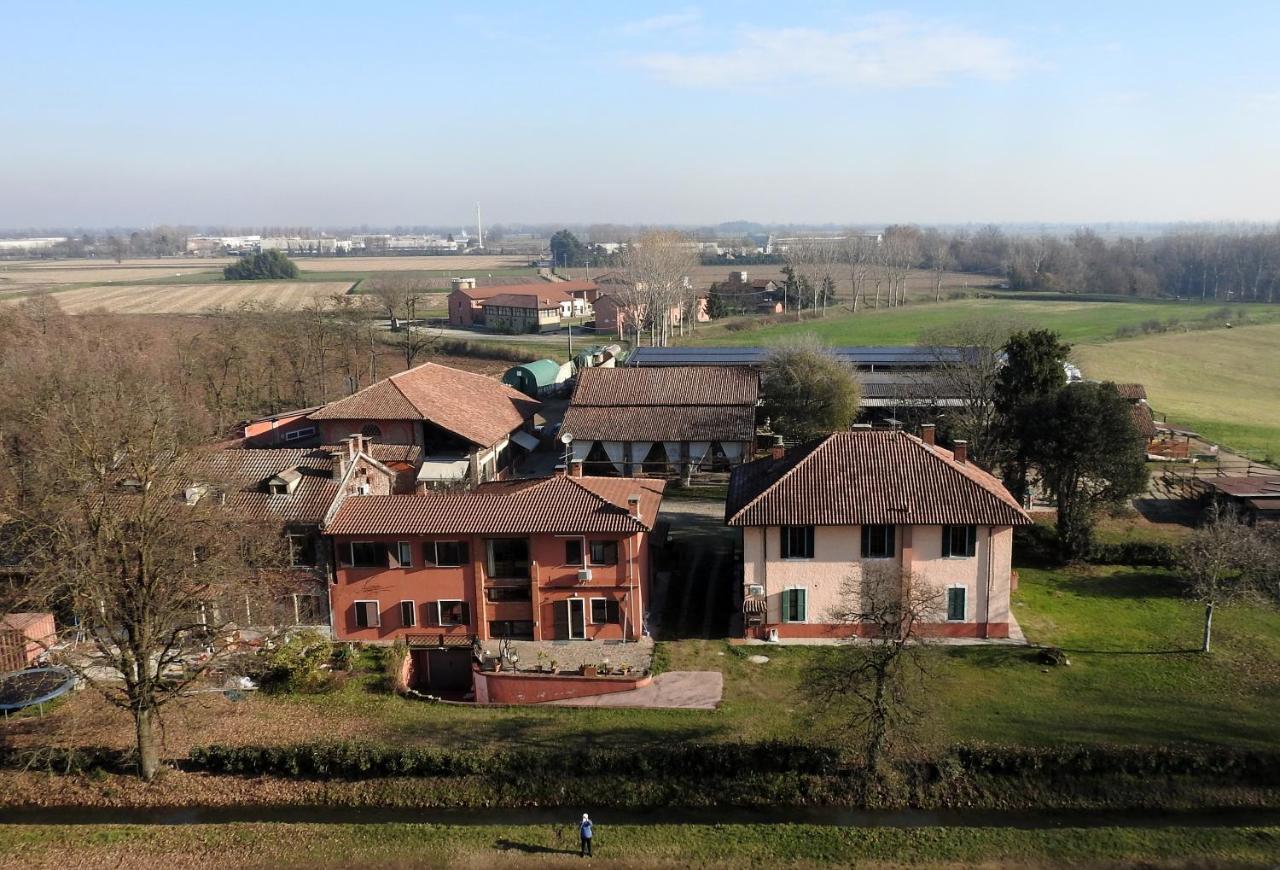 Agriturismo Cascina Selva Bed and Breakfast Ozzero Eksteriør billede