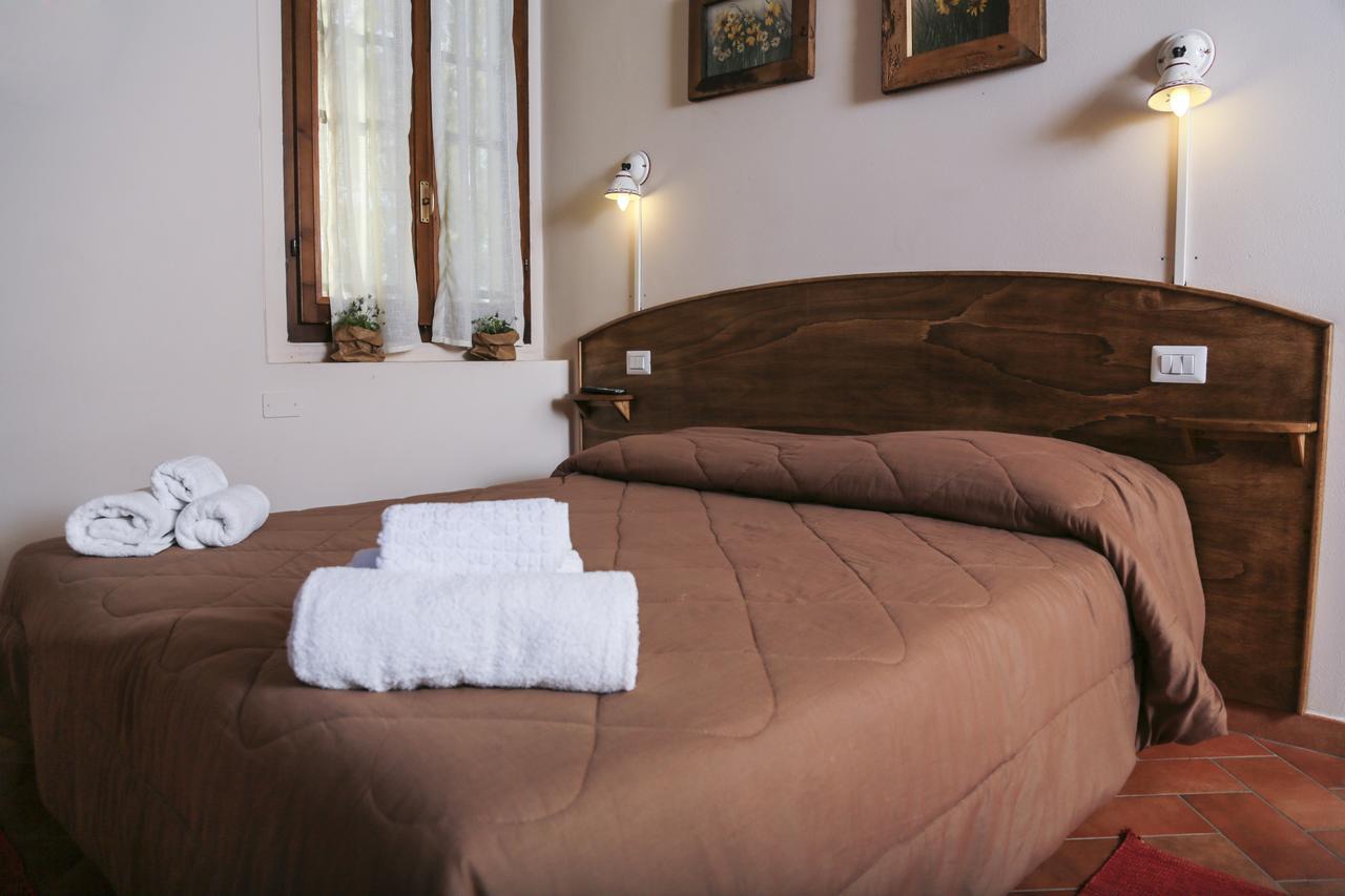 Agriturismo Cascina Selva Bed and Breakfast Ozzero Eksteriør billede